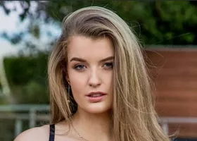 Mia Melano