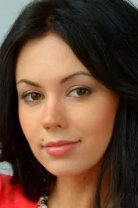 Sheri Vi
