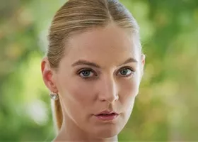 Mona Wales