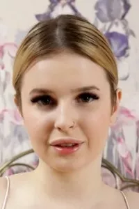 Elis Benson
