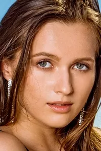 Stacy Cruz