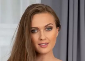 Stacy Cruz