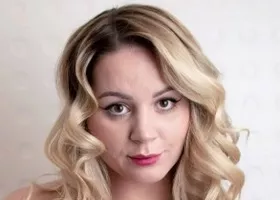 Holly Garner