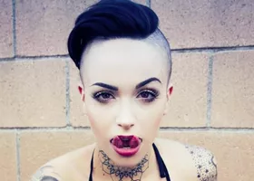 Leigh Raven